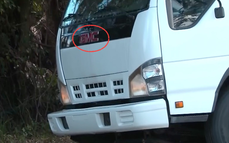 Illustration for article titled Isuzu Truck Appears To Have Landed Lucrative 'Obscure View Of President Trump Golfing' Role UPDATED